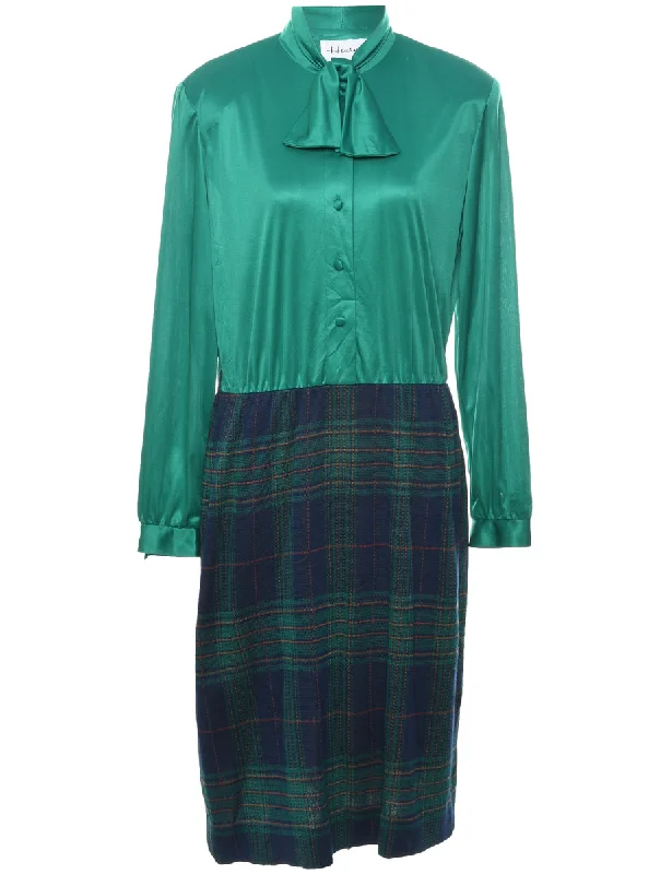 Friends and Family Sale comfortable coatChecked Dress - L