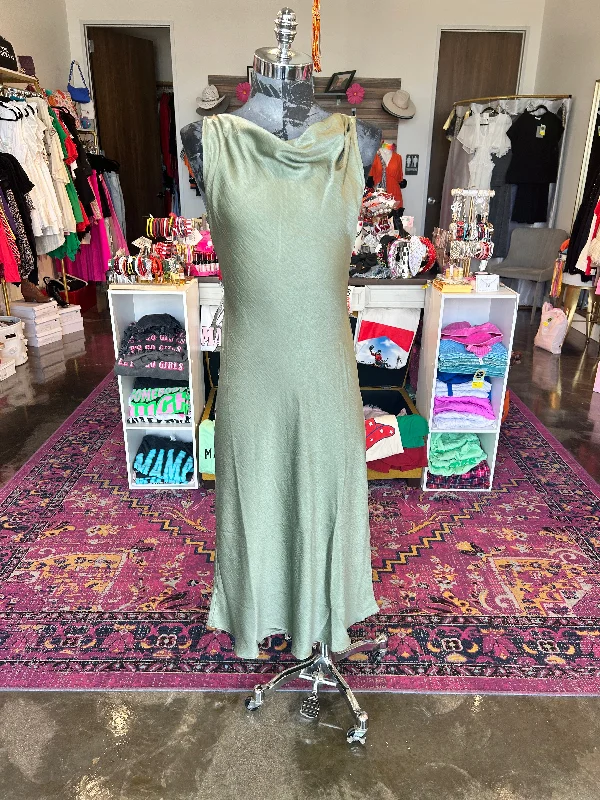 Don't Wait elegant shift dresselegant shift dress"Alchemy"