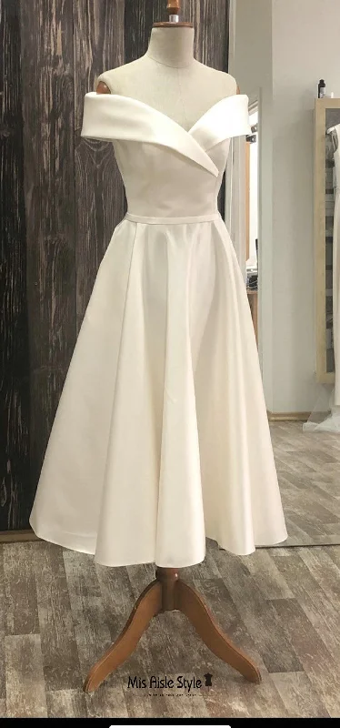 Today Only high-waisted dresshigh-waisted dressSimple Off Shoulder Sleeve Short Wedding Dress
