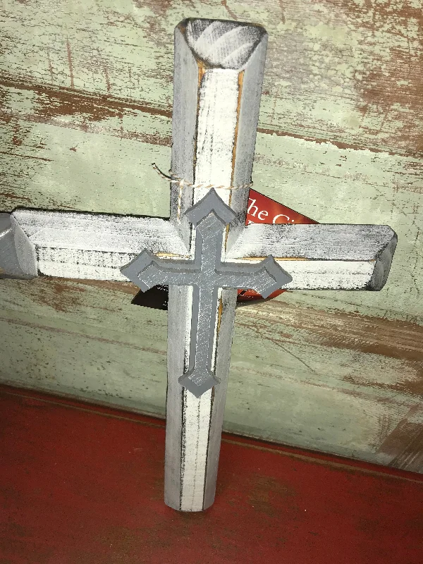 White layered Cross