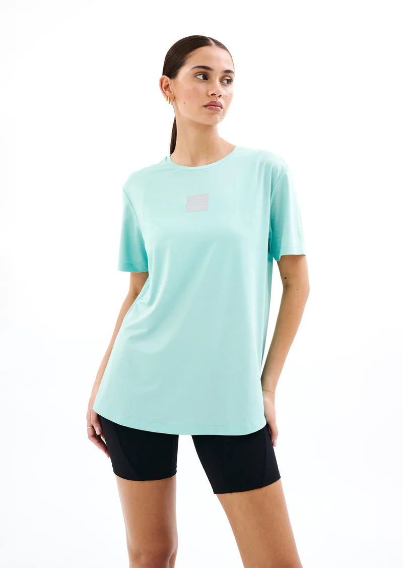 Loyalty Reward bold fitness hoodieCROSSOVER AIR FORM TEE IN AQUA
