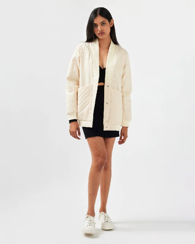 Price Meltdown high-quality coatOver It Quilted Bomber - Cream