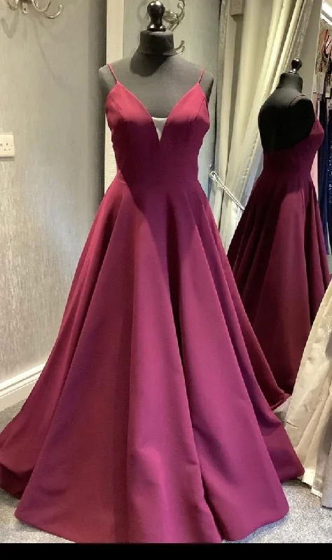 Price Rollback flowy dressflowy dressLong Burgundy Prom Dress