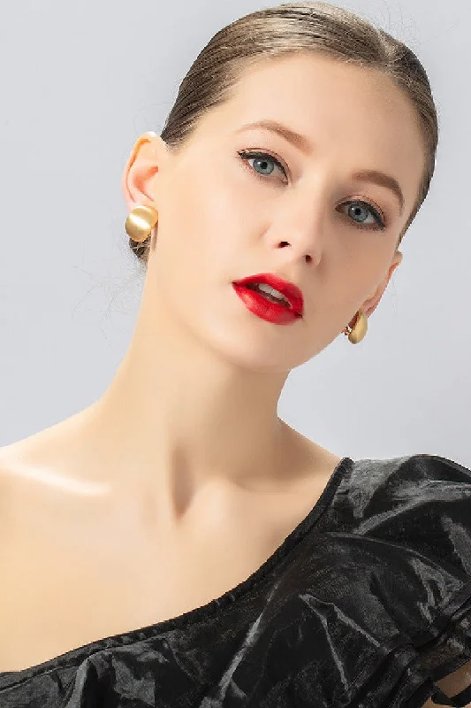 relaxed fit dressSmall and delicate ear clips Fashion brushed earrings 628018487599