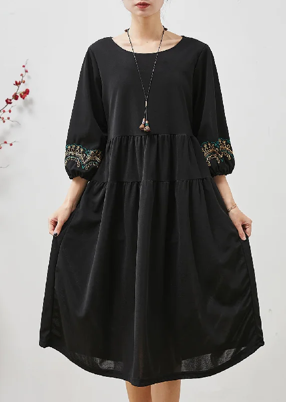 pleated maxi dressBoho Black Embroidered Oversized Robe Dresses Bracelet Sleeve