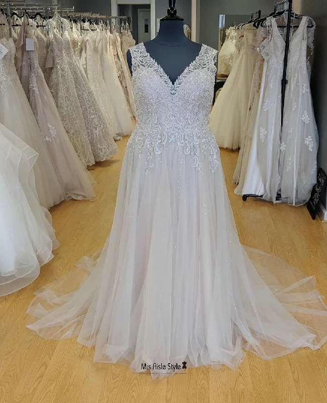 Savings Spectacular structured dressstructured dressSimple V-neckline Colorful Plus Size Wedding Dress