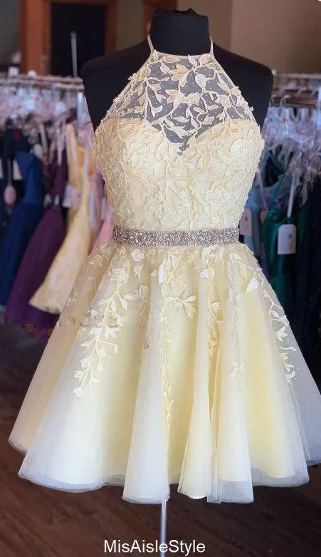 Deal Mania flowy dressflowy dressKnee Length Halter Neckline Yellow Homecoming Dress