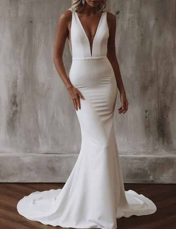 layered dressSexy Low V-neckline Fitted Wedding Dress